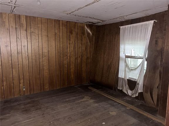 5th image of 2801 Haas Ave