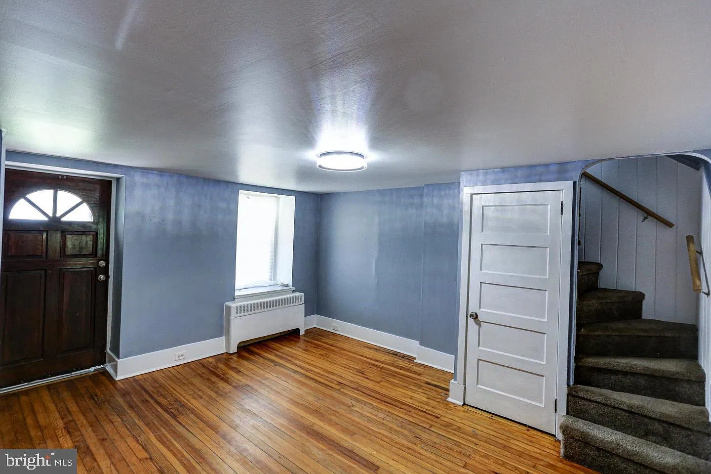 3 bed, 1.0 bath, 1440 sqft, $1,850 — Photo 3