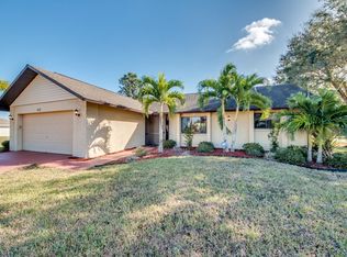 513 SE 9th Pl, Cape Coral, FL 33990