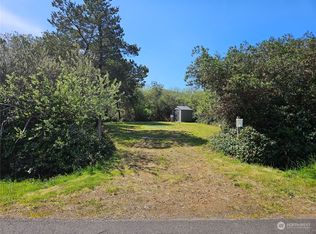 463 Seashore St SW, Ocean Shores, WA 98569