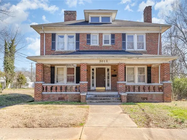 1012 S Main St, Burlington, NC 27215