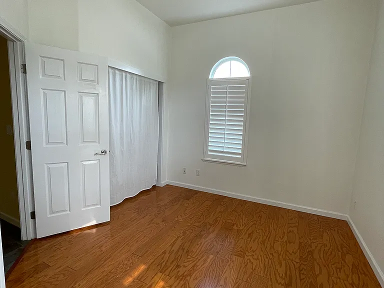 7300 Elvora Way — Photo 10
