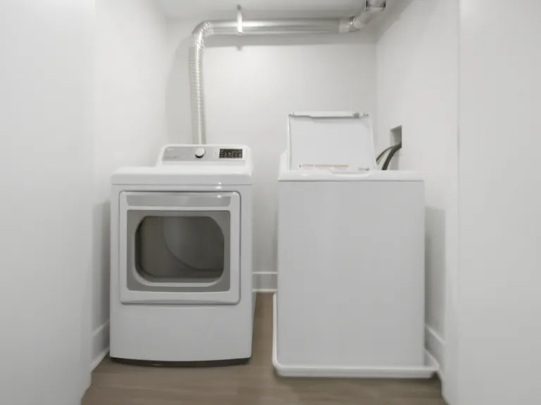 6036 Market St #1C — Photo 11