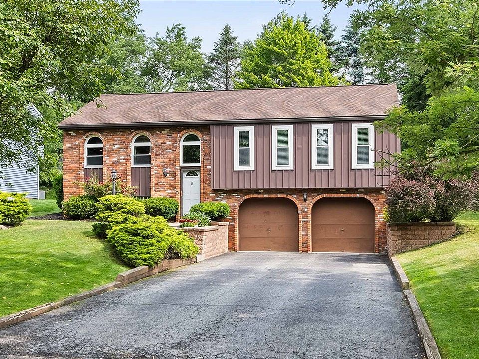 1st image of 833 Glendale Ct