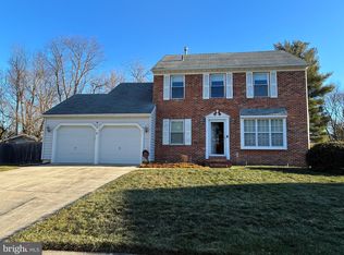 19 Devonshire Ct, Sicklerville, NJ 08081