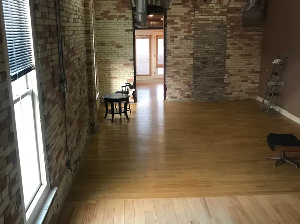 139 Division Ave S, Grand Rapids, MI 49503