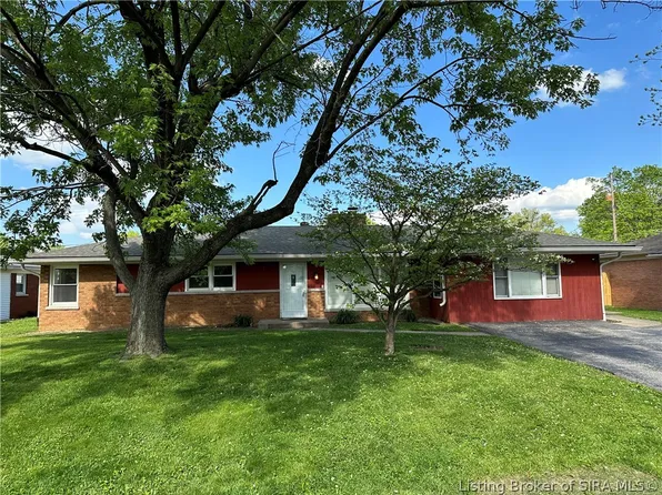 305 Keswick Drive, Clarksville, IN 47129