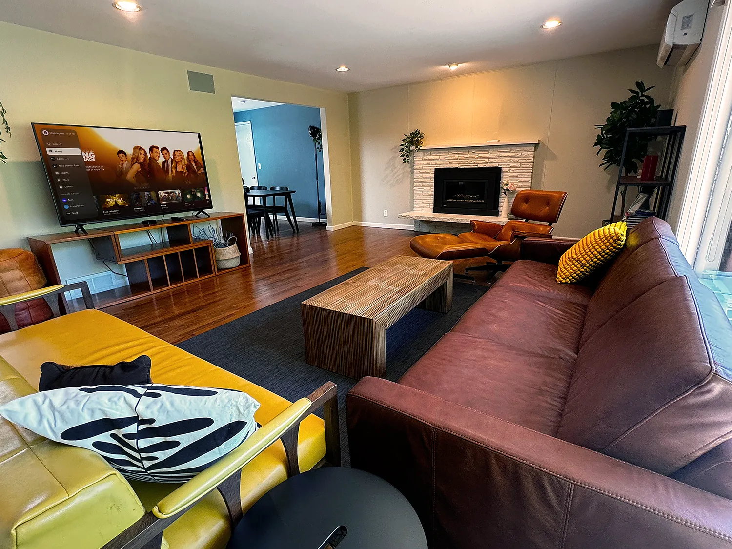 4 bed, 1500 sqft, $4,700 — Photo 2