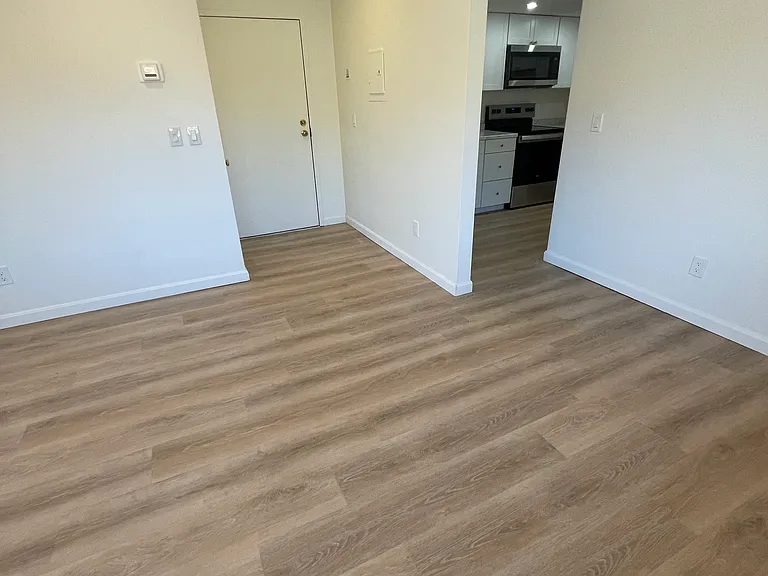 329 Lincoln St #303 — Photo 6