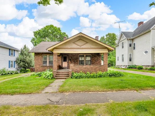 810 N Superior St, Albion, MI 49224
