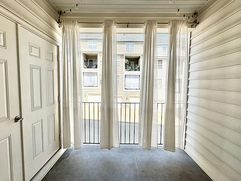 2304 Margraf Cir — Photo 25