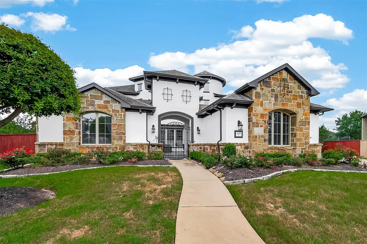 Building Photo - 2515 Avon Gate Ct