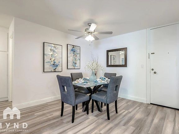 3rd image of 316 N El Camino Real APT 208