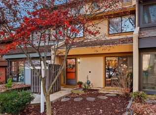 2170 Cartwright Pl, Reston, VA 20191