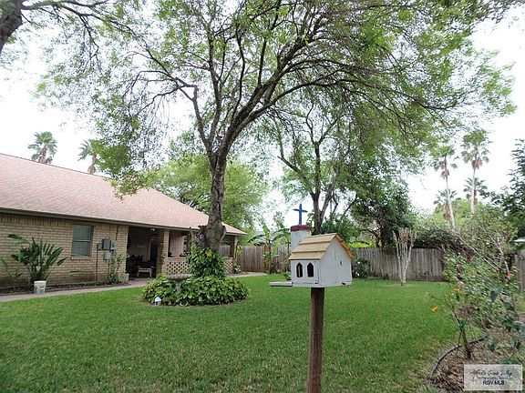2nd image of 2934 Cypress Dr