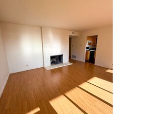 6 Davis Dr APT D, Belvedere Tiburon, CA 94920