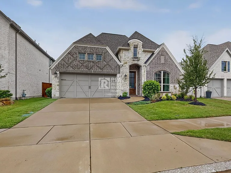 2933 Eccleston St — Photo 3