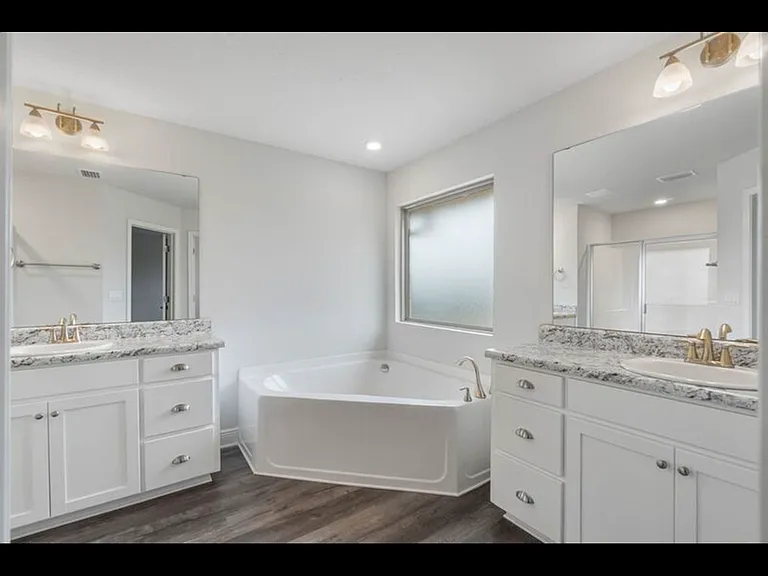 5785 Dogwood Dr E — Photo 29