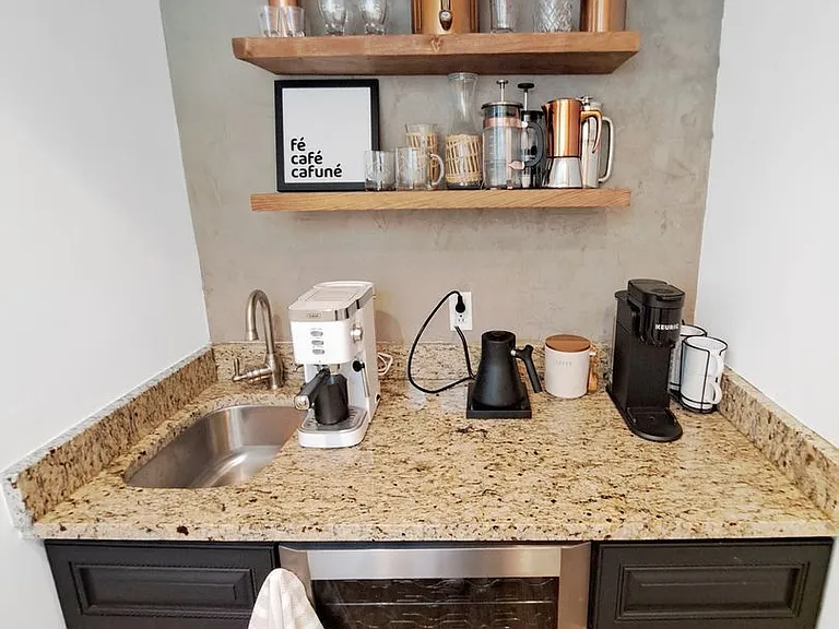 1904 Taylor Ave — Photo 18
