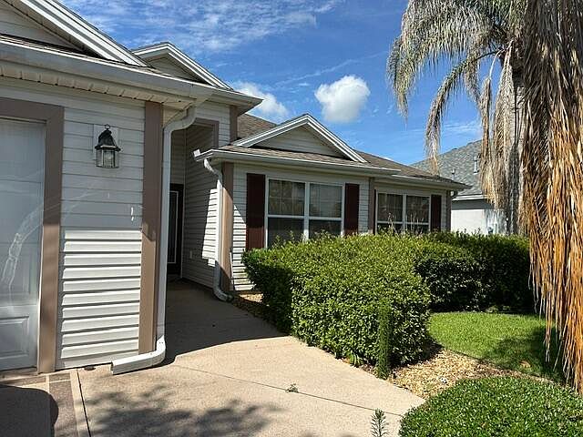 1st image of 992 Ridgeland Path