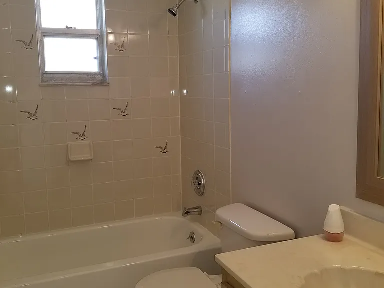 938 SE 24th Ave — Photo 9