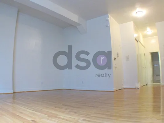 Rented by DSA Realty | media 20