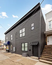 72 Nelson Avenue