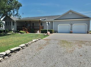 10 Lois Ln, Marion, KS 66861