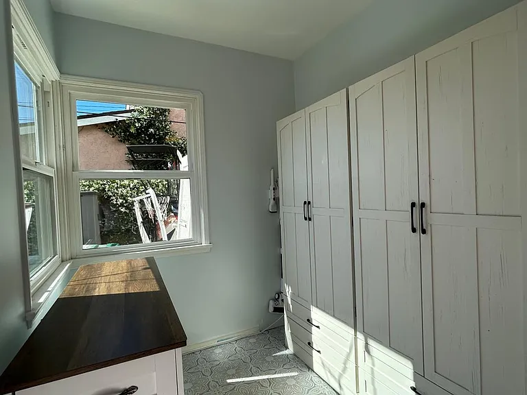 2190 Oregon Ave — Photo 25