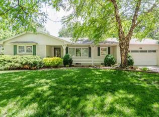 401 E Manor Rd, Andover, KS 67002