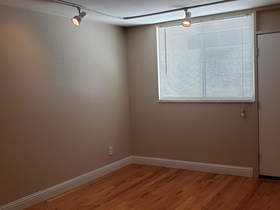 1st image of 1301 S Howard Ave APT B18