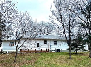 108 Iowa Ave, Rockham, SD 57470