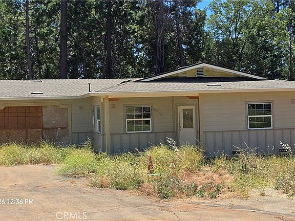 3rd image of 13782 W Park Dr