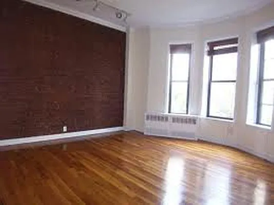 Rented by Koerner & Associates | media 14