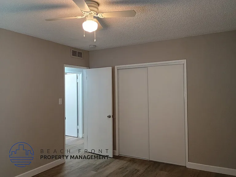 13627-13737 1/2 Lemoli Ave — Photo 12