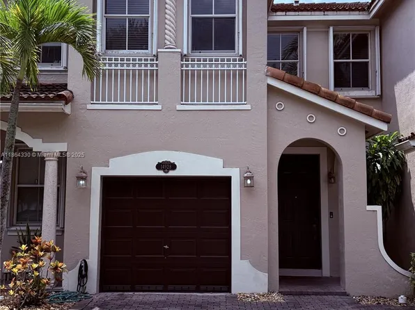 14928 SW 23rd St, Miami, FL 33185