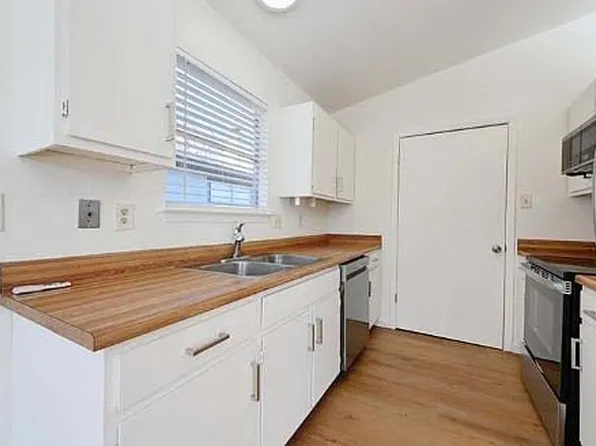 2539 17th Ave S, Minneapolis, MN 55404