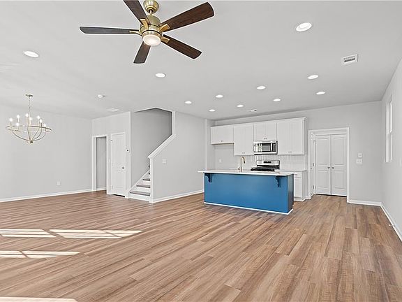 6th image of this home