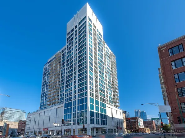 757 N Orleans St APT 1505, Chicago, IL 60610