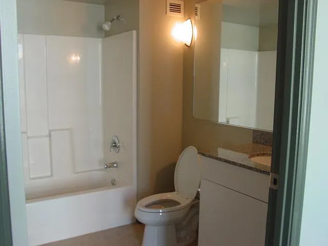425 W Beech St #1301 — Photo 22