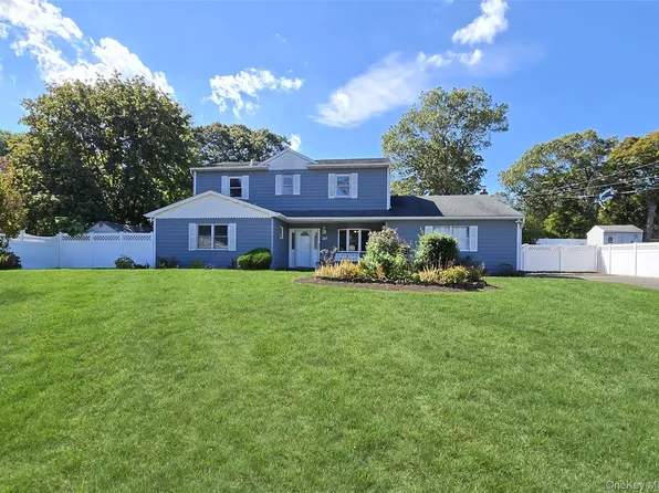 20 Half Hollow Road, Selden, NY 11784