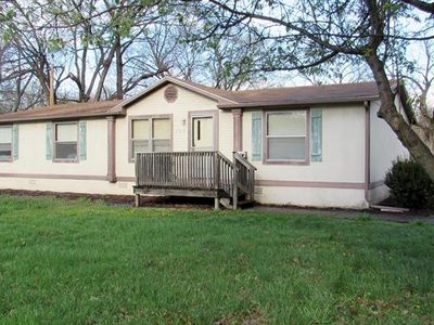 747 S Pecan St, Ottawa, KS, 66067