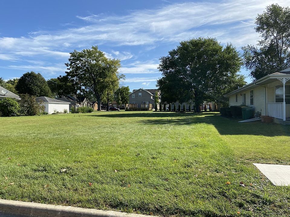 1st image of 1416 Lawrence Ave