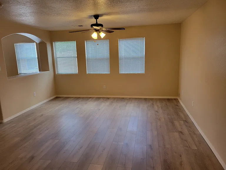 3532 Elder Meadows Dr NE — Photo 2