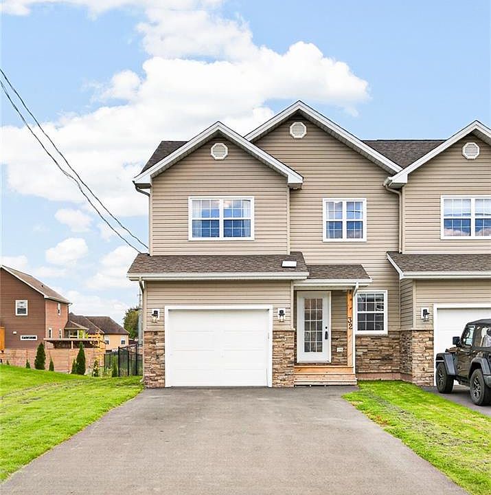 1st image of 32 Rochefort St