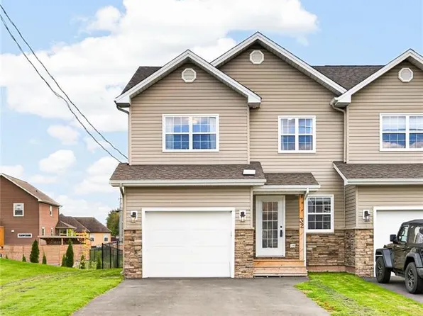 32 Rochefort St, Dieppe, NB E1A 6S4