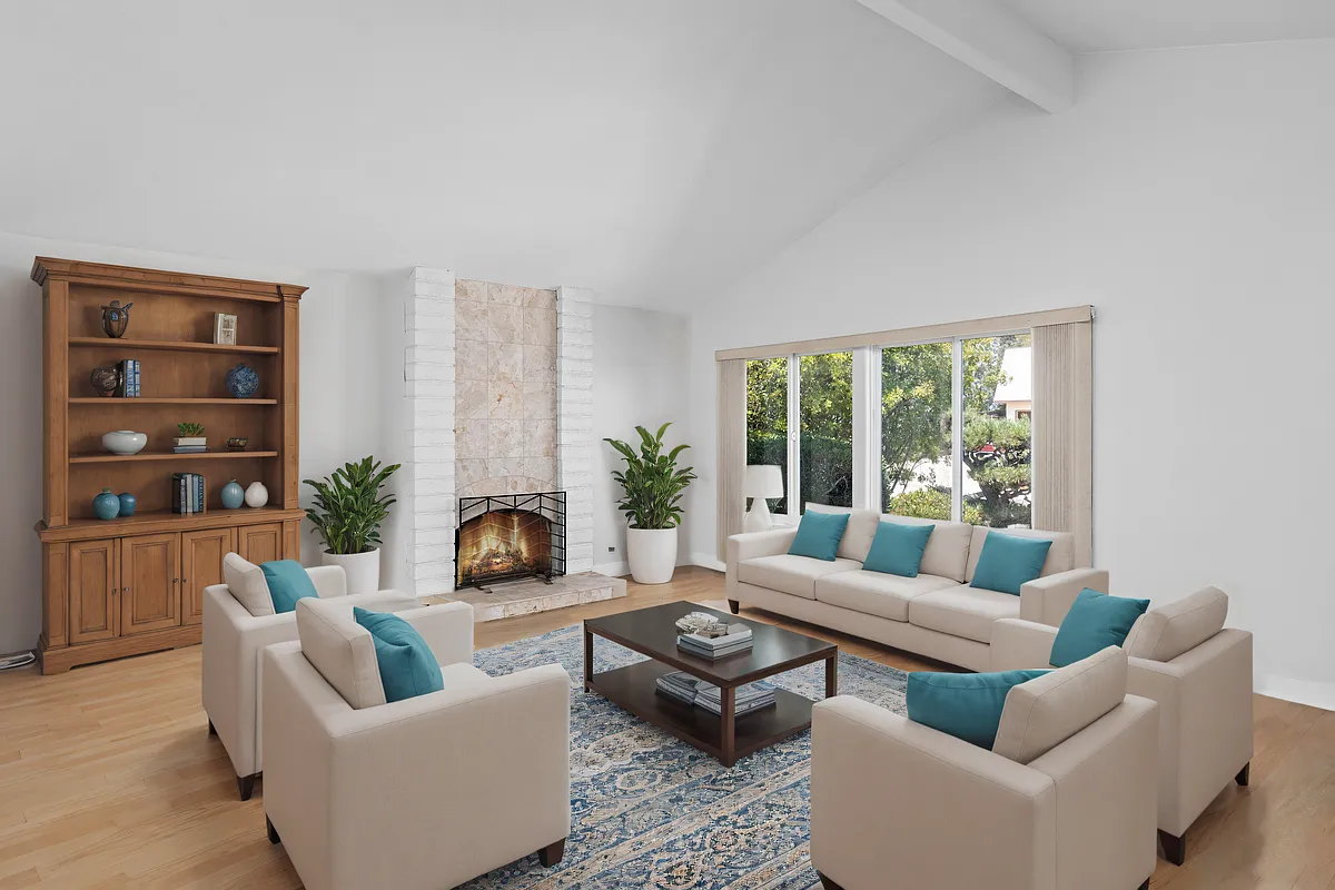 Photo digitally altered to include virtual staging. - 5472 Bragg St
