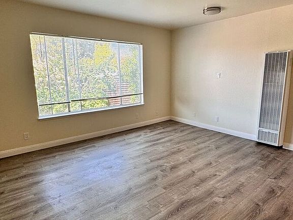 4th image of 2315 Parker St #20