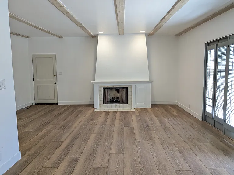 12240 Montana Ave #202 — Photo 3