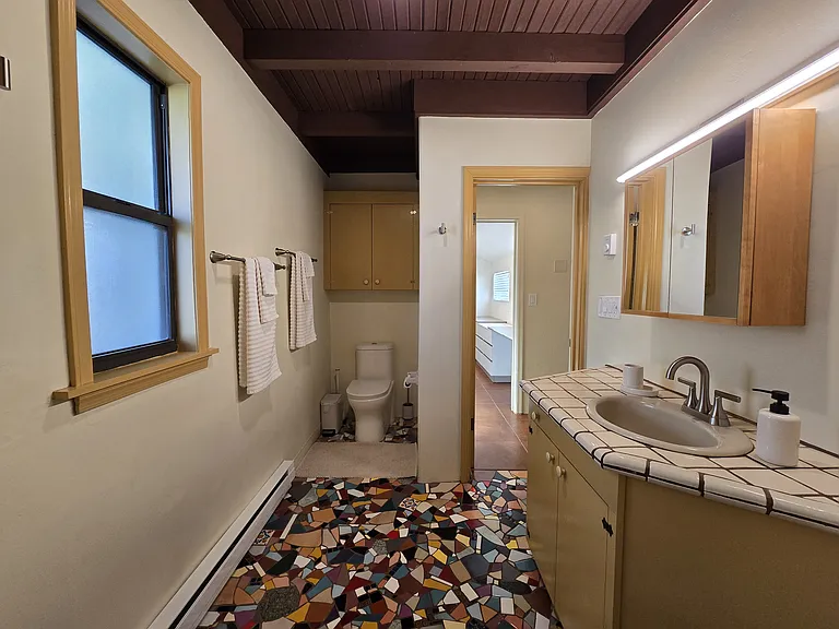 619 N Jerrie Ave — Photo 14